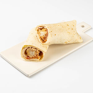 Сэндвич-ролл с куриными стрипсами в тортилье