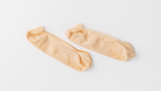 Следки женские Oemen капроновые бежевые 1 пара, р.23-25