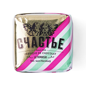 Конфета пралине Счастье с ежевикой и спирулиной в горьком шоколаде, 50г