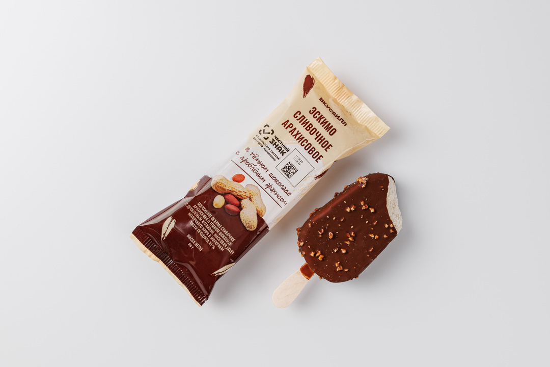 

Эскимо сливочное Вкусвилл арахисовое в темном шоколаде с дробленым арахисом 80 г