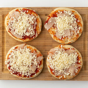 Пицца мини с ветчиной и сыром, замороженная(Продукт замороженный)