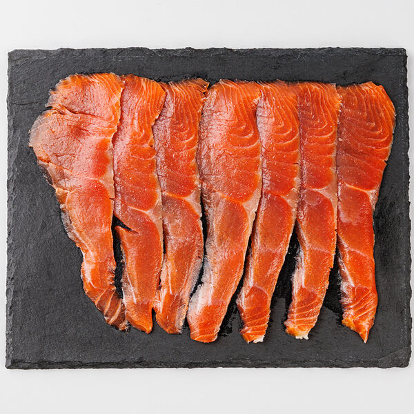 Форель радужная холодного копчения ломтики