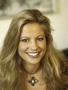 Angela Visser