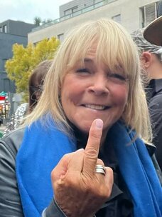 Linda Robson