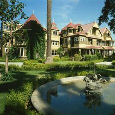 Winchester Mystery House