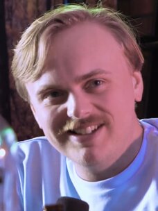 Gus Johnson