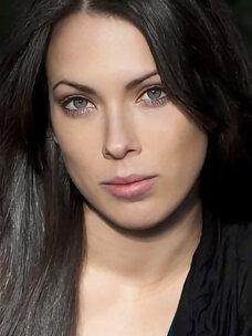 Aria DeMaris