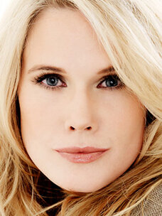 Stephanie March
