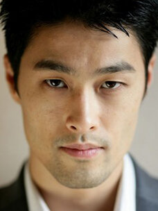 Johnny Trí Nguyễn