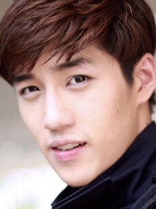 Thanapob Leeratanakajorn