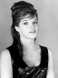 Samantha Eggar