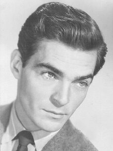 Gar Moore