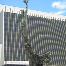 Monumento a la Raza