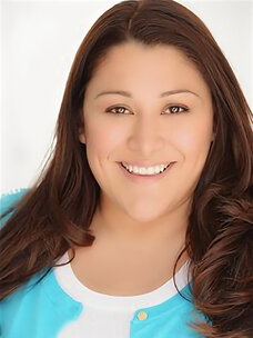 Yelyna De Leon