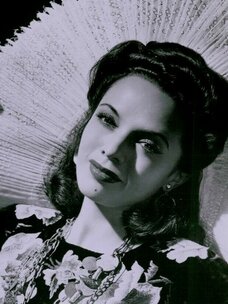 Dora Luz