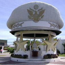 MacArthur Memorial Marker