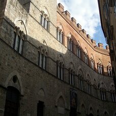 Palazzo Chigi-Saracini