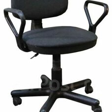 Офисное кресло