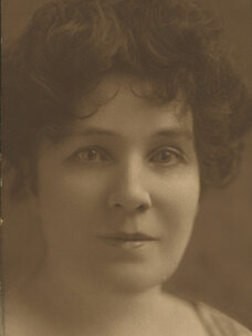 Georgia Woodthorpe