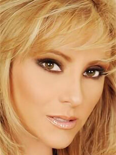 Daniela Castro