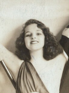 Kay Laurell