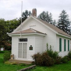 Antioch School (Anamosa, Iowa)