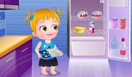 Baby Hazel Kitchen Fun