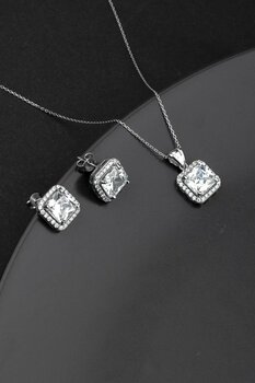 Miavi Silver 925 Ayar Gümüş Kare Baget Tek Taş Kolye Küpe Takı Seti