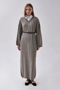 ZÜLAYS V Yaka Triko Elbise Toprak