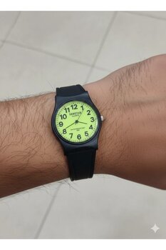 MGD Samstar Fosforlu Erkek Retro Plastik Saat