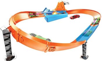 Hot Wheels Rapid Raceway Champion Şampiyonluk Parkuru GBF81 Yarış Seti