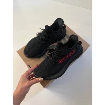 Adidas Yeezy Boost 350 V2 'Bred'
