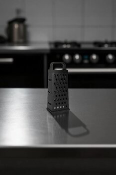 Vadi Lüx Siyah Paslanmaz Çelik Rende Profesyonel 4 Bölmeli Rende