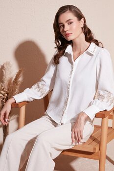 Lela Regular Fit Nakış İşlemeli Gömlek  GÖMLEK M Beden