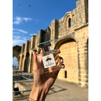 Les Tierre Massive Goddess Aura(Burberry Goddess) Vanilya ve Lavanta Temalı Tatlı-Ferah Kadın Parfümü 50ml