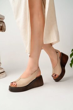 Deripabuc Hakiki Deri Bej Kadın Deri Sandalet 38 Numara