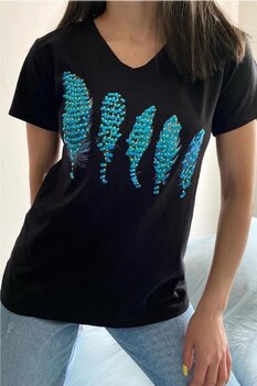 FEMELLE Kadın V Yaka Tüy Desen Pullu T-shirt S Beden