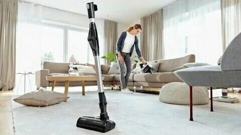 Bosch BCS711XXL 18 V Dik Şarjlı Süpürge