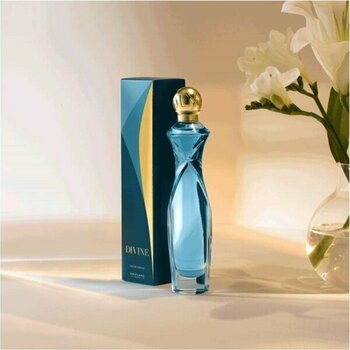 Oriflame Zambak ve Frızya Içeren Sofistike Kokulu Orijinal Divine Edp Kalıcı Kadın Parfümü