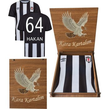 Beşiktaş Orijinal Kişiye Özel Isim ve Numara Baskılı Hediyelik Ahşap Kutulu Çubuklu Forma - M - Siyah - Beyaz