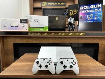 Microsoft Xbox One S 1Tb Cd'li Çift Kol (İkinci El)