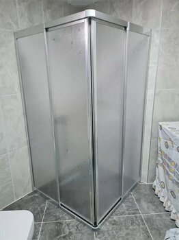 Nokta Duşakabin 100 X 100 Teknesiz Plastik Camlı Duşakabin Nd409 Şeffaf