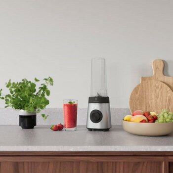 Electrolux Yüksek Performanslı Çok Fonksiyonlu Smoothie Blender ile Sağlıklı Beslenme - Altın - Gri