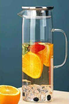 Borosilikat Cam Sürahi 1800ML Isıya Dayanıklı Metal Kapaklı Filtreli Başucu Meşrubat Su Sürahisi - Şeffaf - 1,8 lt