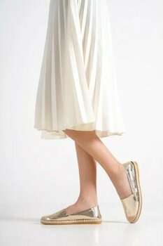 Capone Outfitters Pasarella 39 Espadril