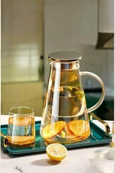 Şık Borosilikat Cam Sürahi, Metal Kapak, 1900 Ml, Zarif ve Dayanıklı Tasarım