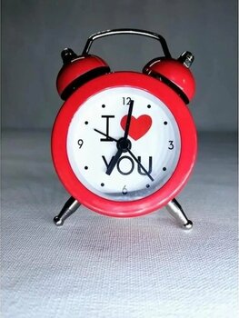 Mobgift Analog Metal Mini Çalar Saat (Kırmızı)