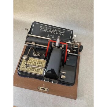Aeg Mignon 4 Antika Daktilo - Koleksiyonluk Ahşap Kasalı Daktilo No5