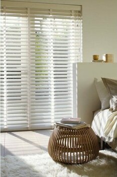 Brillant Beyaz %100 Orijinal Ahşap Jaluzi Perde 50 Mm Ofis Modern Ve Tüm Mekanlar Için - 170 x 180 cm