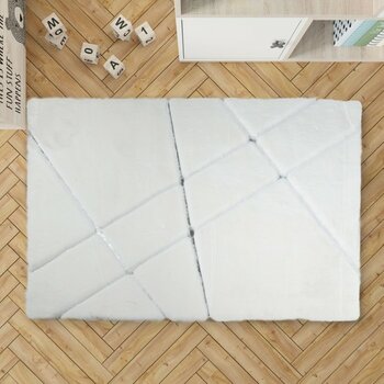 Dericibey Gümüş Varaklı Beyaz Peluş Halı 240 x 340 cm